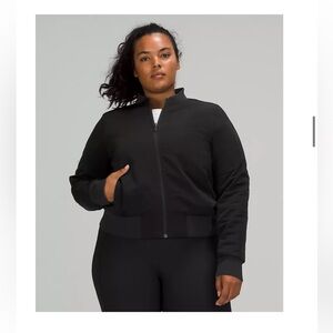 Lululemon Women's Black Bomber Jacket - size 6